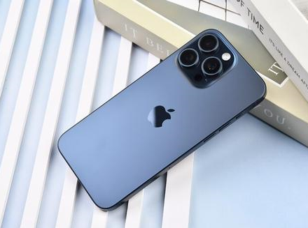 兴宾苹果维修点分享iPhone 15 Pro Max锁屏密码玩机解析 